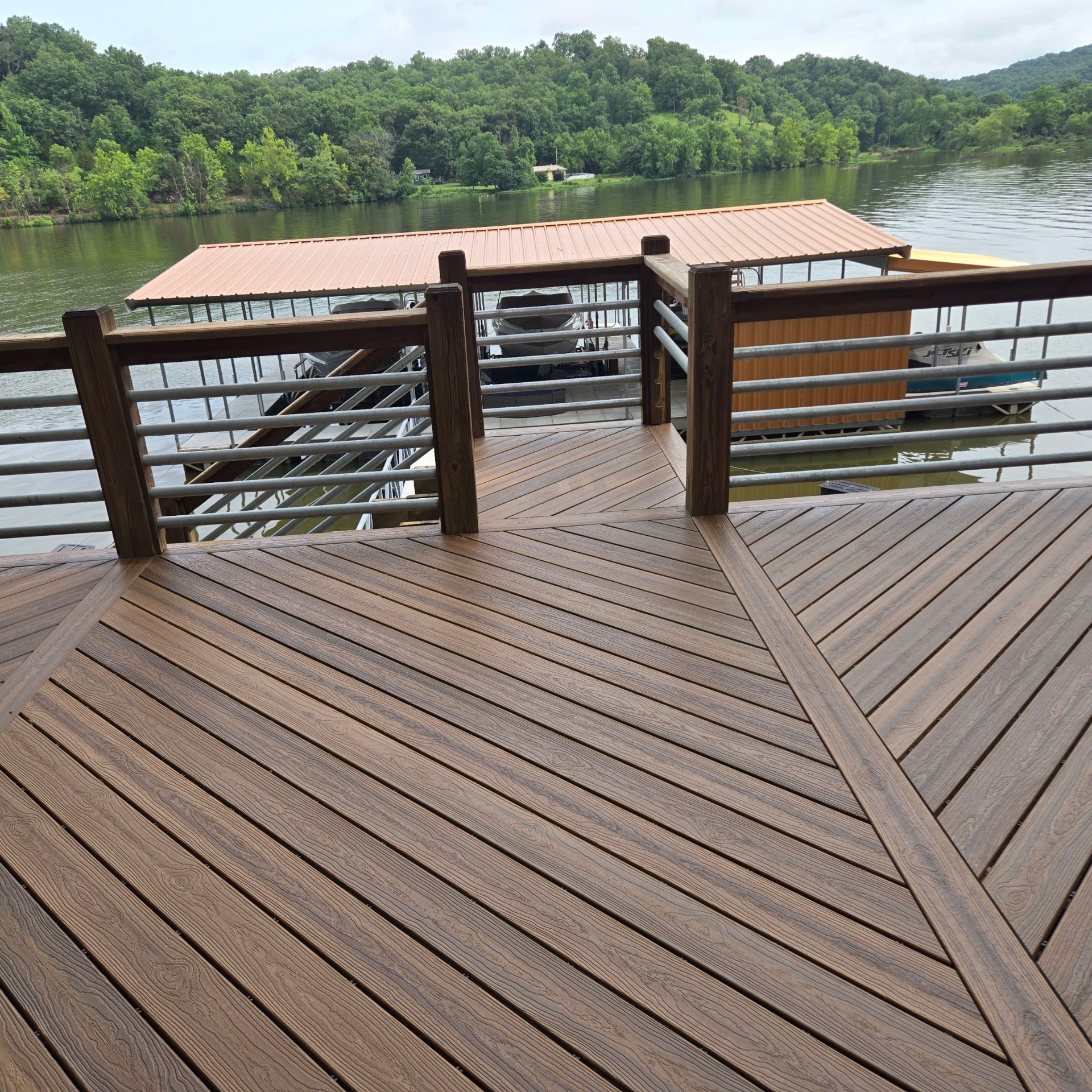 Lakefront Composite Deck with Custom Railing